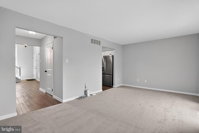 501 SOMERSET CT, Lansdale, PA 19446