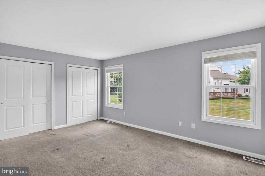 Image 18 of property listing at 501 SOMERSET CT, Lansdale, PA 19446