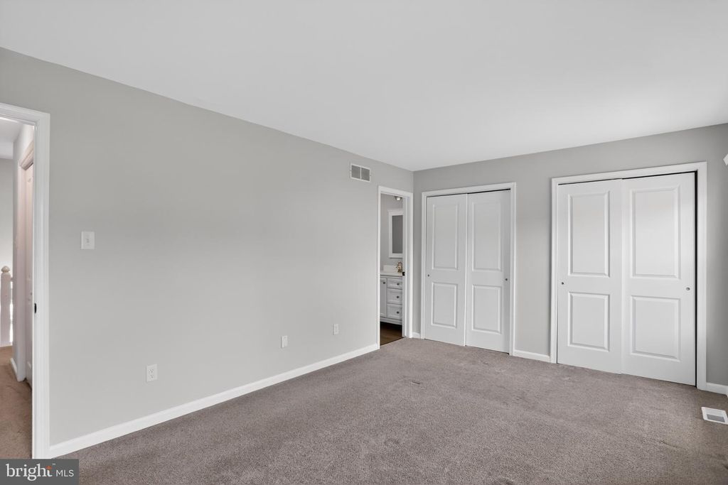 Image 19 of property listing at 501 SOMERSET CT, Lansdale, PA 19446