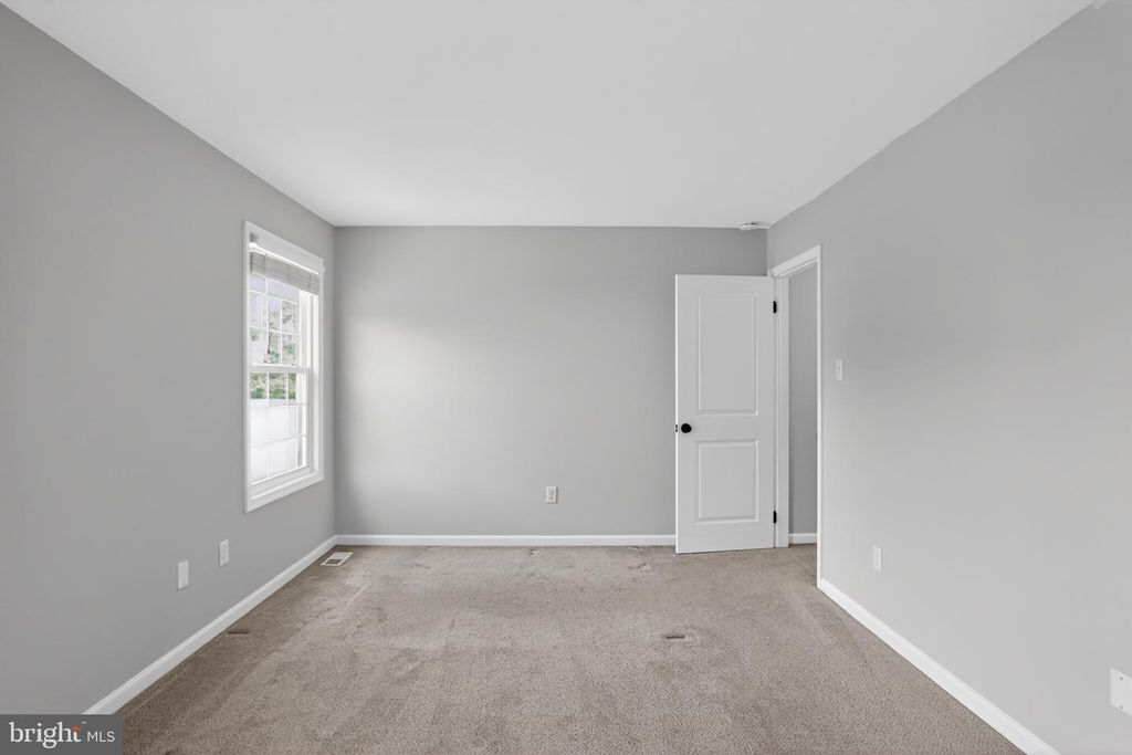 Image 21 of property listing at 501 SOMERSET CT, Lansdale, PA 19446