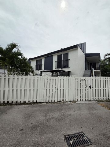 15434 SW 85th Ln 154, Miami, FL 33193