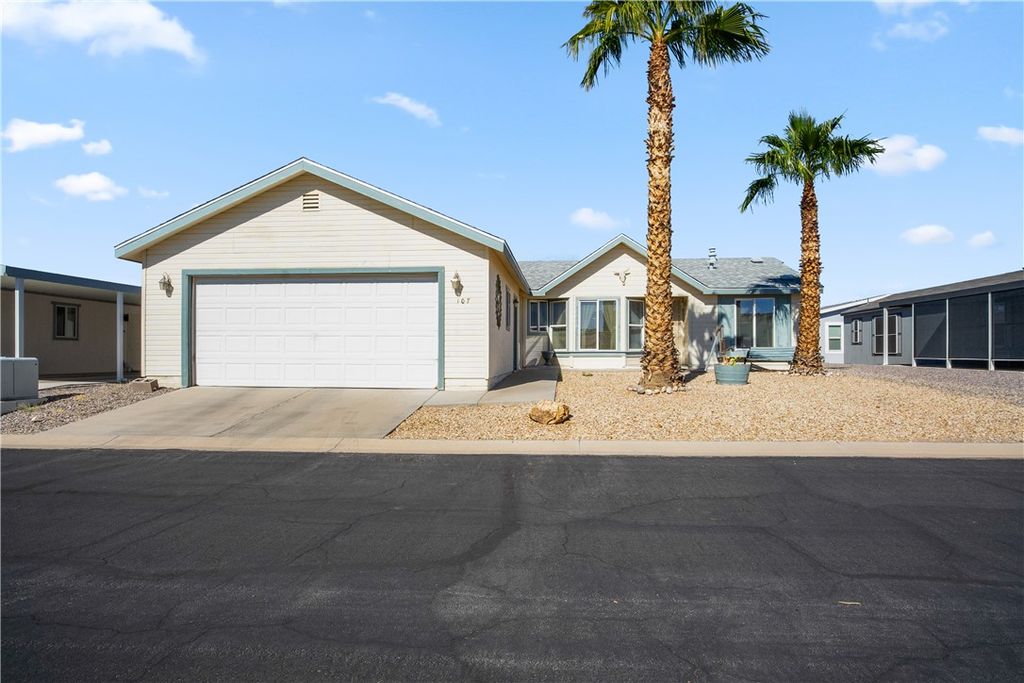 1545 E El Rodeo Road 107, Fort Mohave, AZ 86426