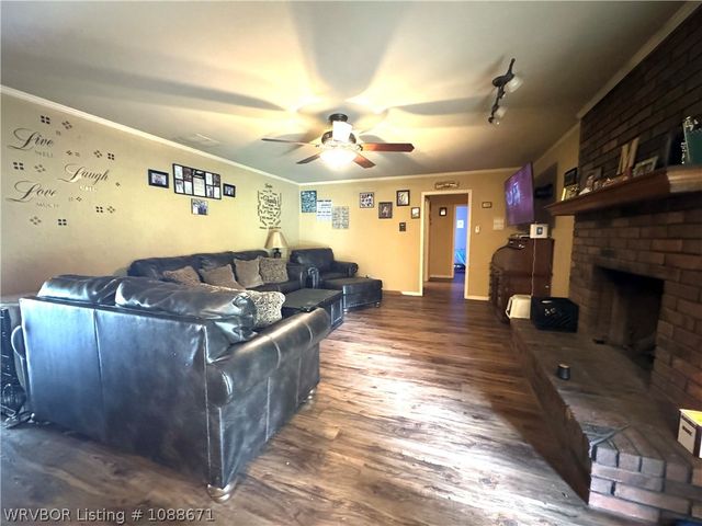 8405 Meadow Drive, Fort Smith, AR 72908