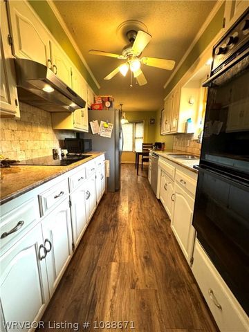 8405 Meadow Drive, Fort Smith, AR 72908