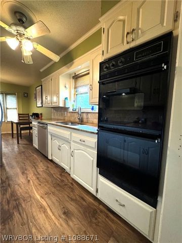 8405 Meadow Drive, Fort Smith, AR 72908