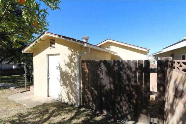 10014 Leona, Tujunga, CA 91042
