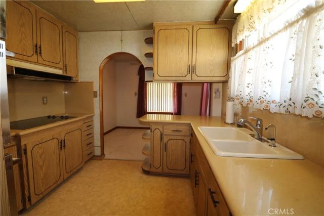 10014 Leona, Tujunga, CA 91042
