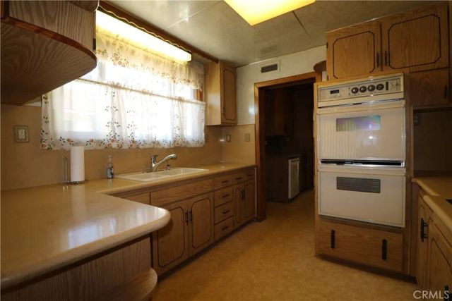 10014 Leona, Tujunga, CA 91042