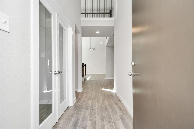 3022 Bury Park Drive, Spring, TX 77373