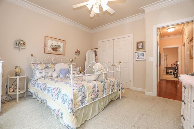 5021 MANHATTAN DR, Benton, AR 72019