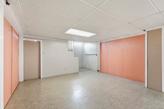 3310 Maidstone Street, Trenton, MI 48183