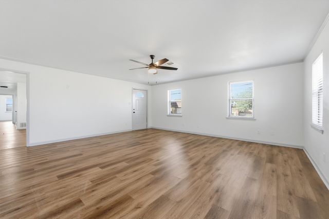 2805 Rex Cruse Drive, Sherman, TX 75092