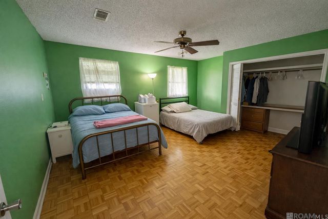 1022 N Janice Ave, Gonzales, LA 70737
