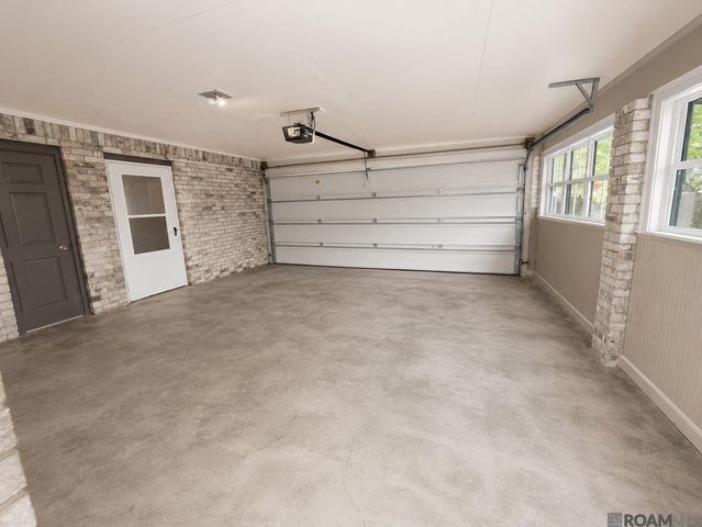 1022 N Janice Ave, Gonzales, LA 70737