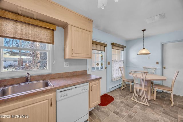 617C Huntington Drive, Lakewood, NJ 08701