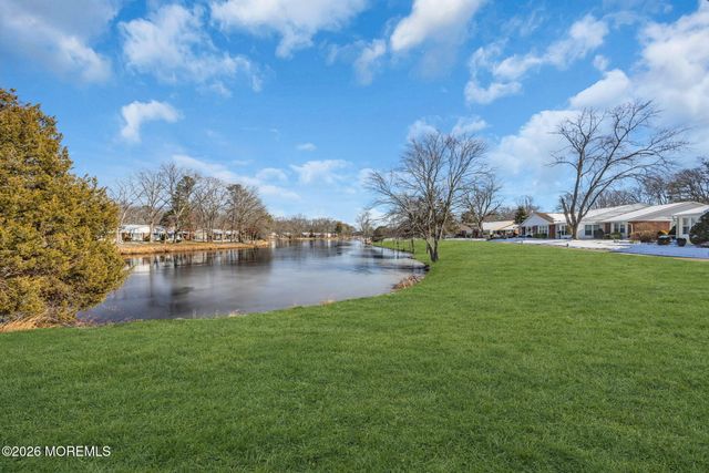 617C Huntington Drive, Lakewood, NJ 08701