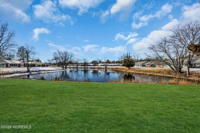 617C Huntington Drive, Lakewood, NJ 08701