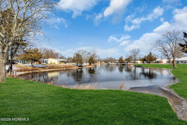 617C Huntington Drive, Lakewood, NJ 08701