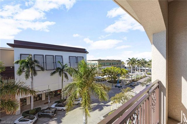 9123 Strada PL 7404, Naples, FL 34108