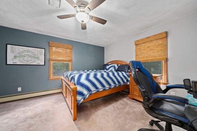210 Boxwood Ln, Bridgewater, MA 02324