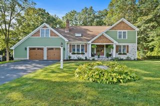 210 Boxwood Ln, Bridgewater, MA 02324