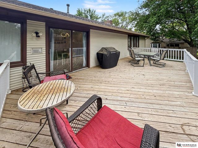 2611 S 75th Street, Lincoln, NE 68506