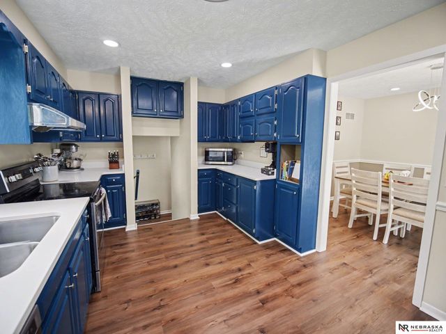 2611 S 75th Street, Lincoln, NE 68506