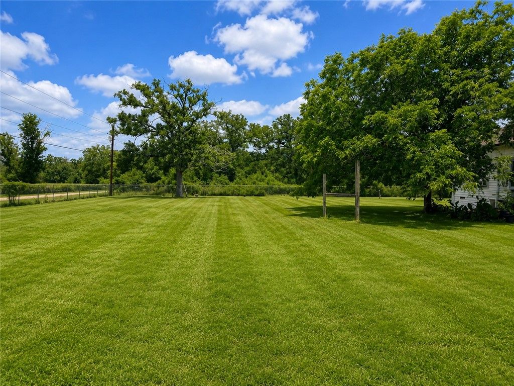 410 Giebel Lane, Somerville, TX 77879 — photo 3