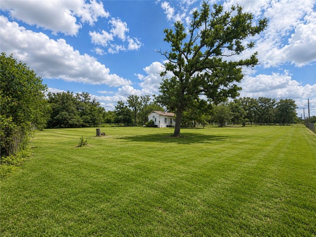 410 Giebel Lane, Somerville, TX 77879 — photo 4
