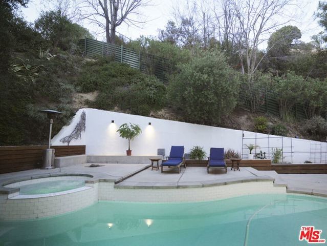 2690 Zorada Drive, Los Angeles, CA 90046