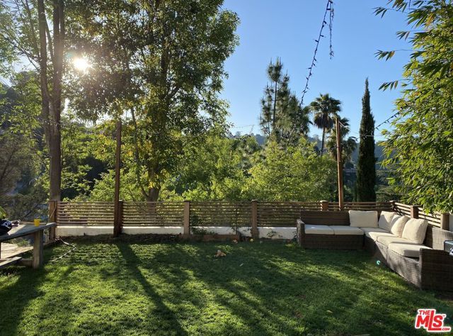 2690 Zorada Drive, Los Angeles, CA 90046