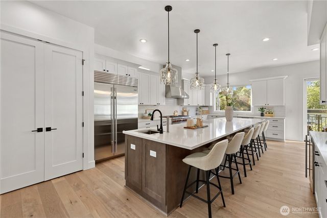 328 Slater Street S, Kirkland, WA 98033