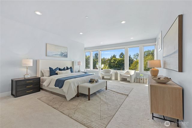 328 Slater Street S, Kirkland, WA 98033