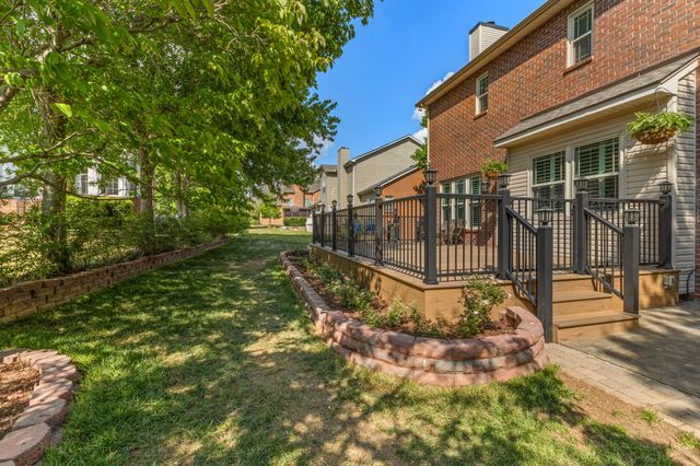 318 Logans Cir, Franklin, TN 37067