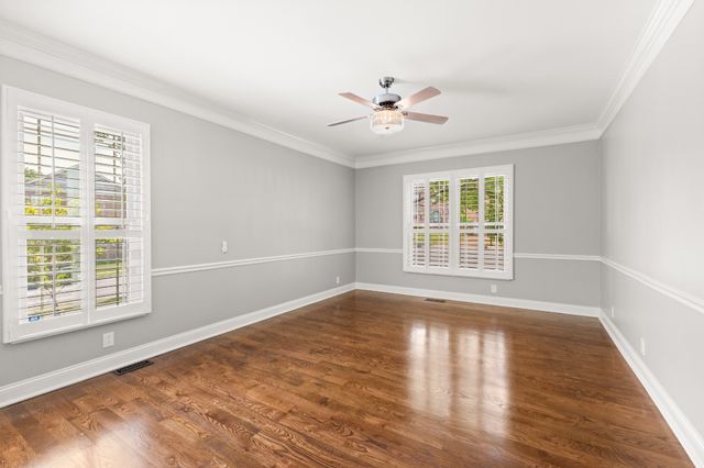 318 Logans Cir, Franklin, TN 37067