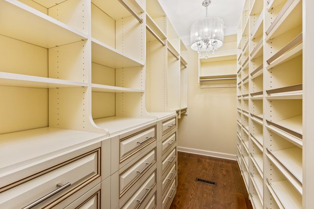 318 Logans Cir, Franklin, TN 37067