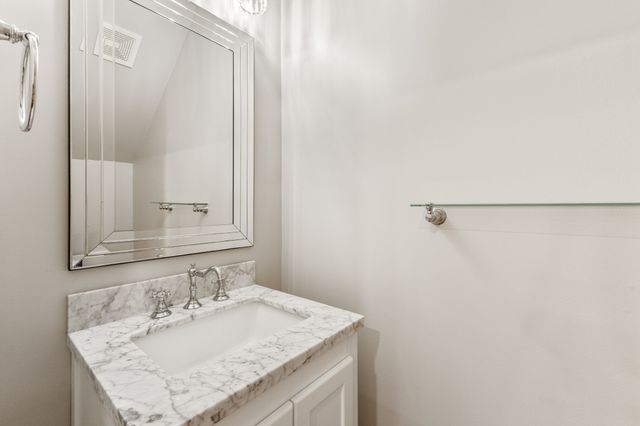 318 Logans Cir, Franklin, TN 37067