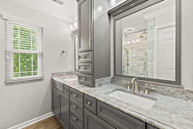 318 Logans Cir, Franklin, TN 37067