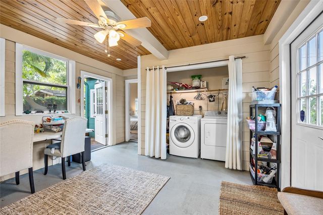 2709 UPTON STREET S, Gulfport, FL 33711