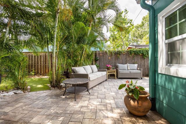 2709 UPTON STREET S, Gulfport, FL 33711