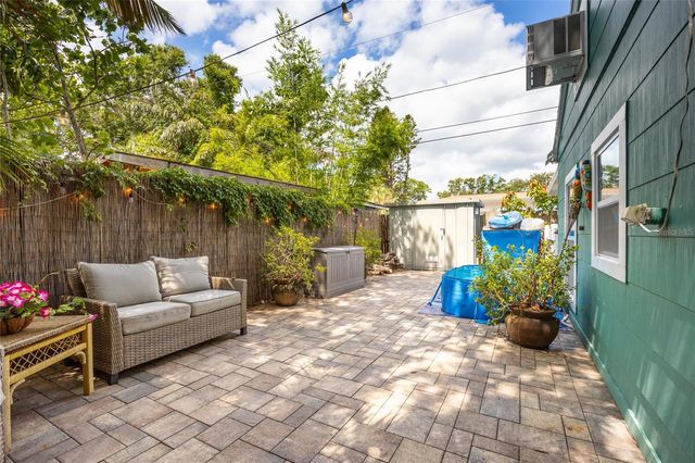 2709 UPTON STREET S, Gulfport, FL 33711