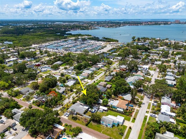 2709 UPTON STREET S, Gulfport, FL 33711