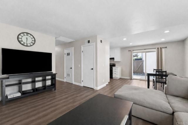 510 Bluffview Rd, Spring Valley, CA 91977