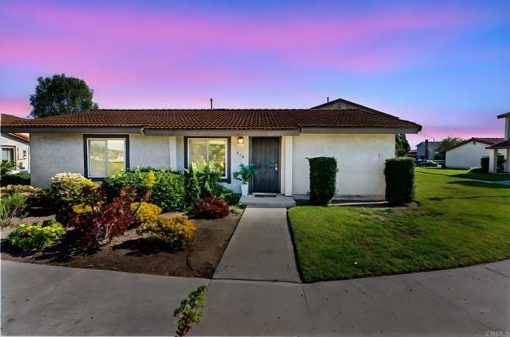 510 Bluffview Rd, Spring Valley, CA 91977