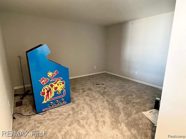 8425 Towne Center Circle 56, Warren, MI 48093