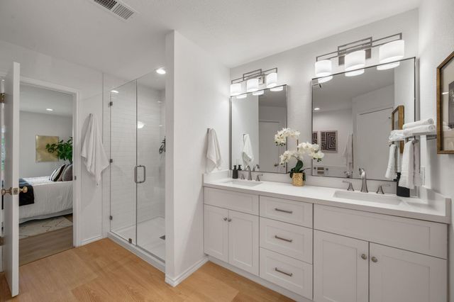 1004 HUGHMONT DR, Pflugerville, TX 78660