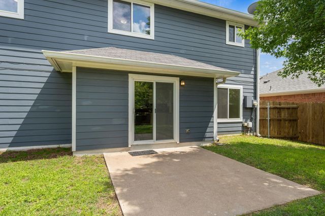 1004 HUGHMONT DR, Pflugerville, TX 78660