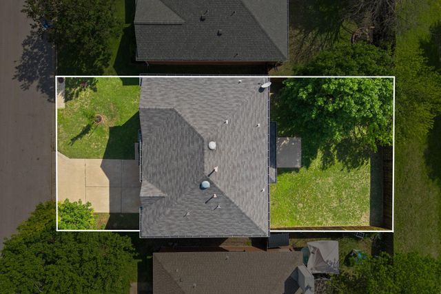 1004 HUGHMONT DR, Pflugerville, TX 78660