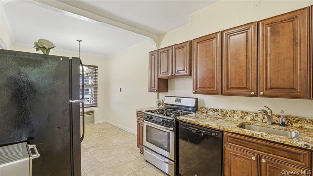 54-09 80th Street, Elmhurst, NY 11373