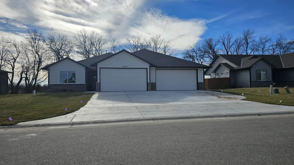 15401 E Hazel Nut St, Wichita, KS 67230